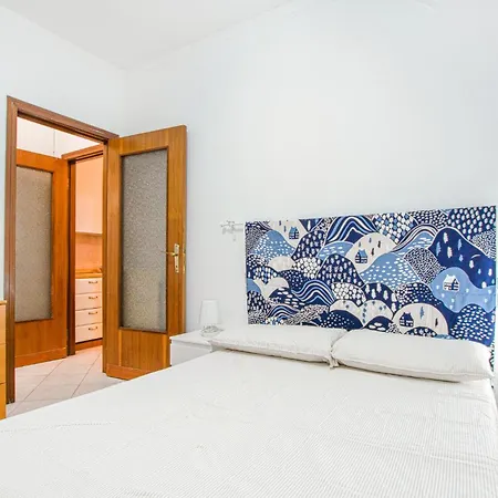 1 Bedroom Gorgeous In Διαμέρισμα