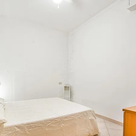 1 Bedroom Gorgeous In Appartement Sestri Levante